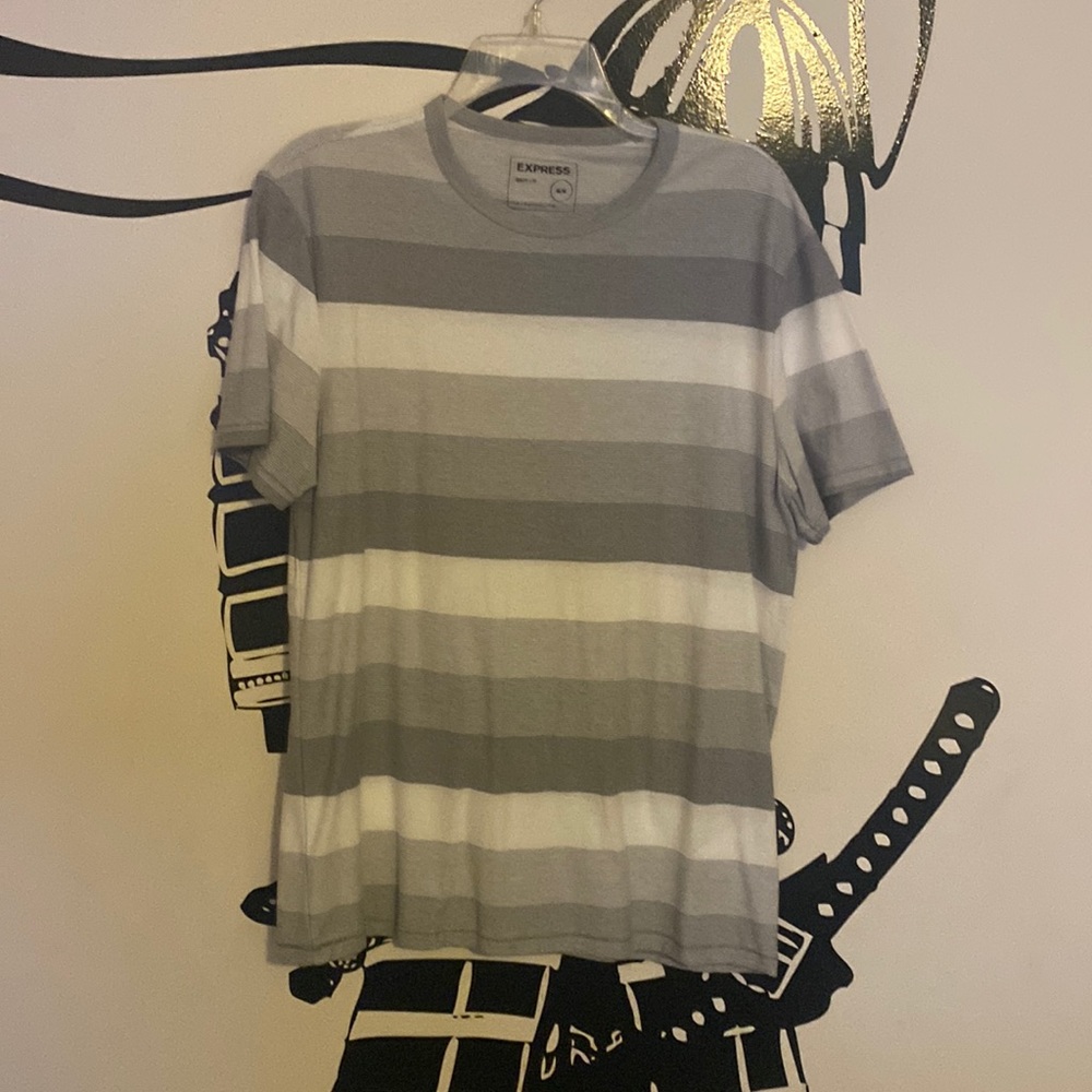 Express medium T Shirt